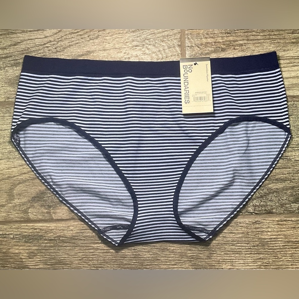 New Nobo, No Boundaries seamless hipster panties size L, XL or XXL Blue stripe